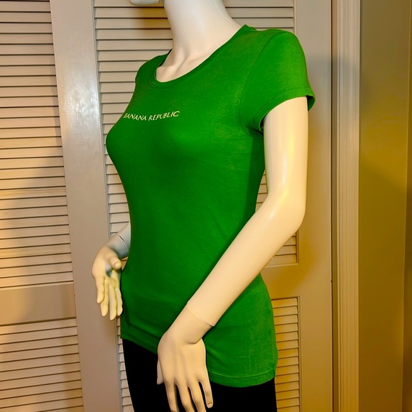 BANANA REPUBLIC women’s tee size X Small - Picture 2 of 5